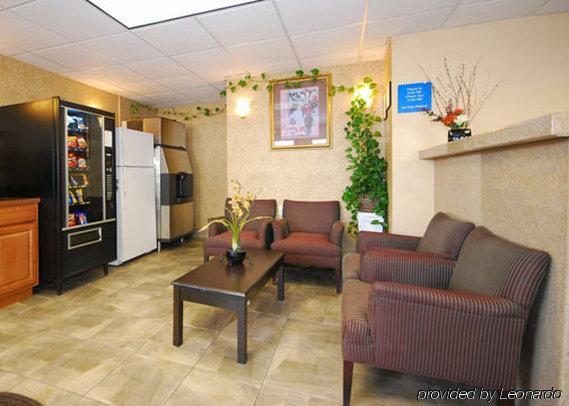 Red Roof Inn York Downtown מראה פנימי תמונה