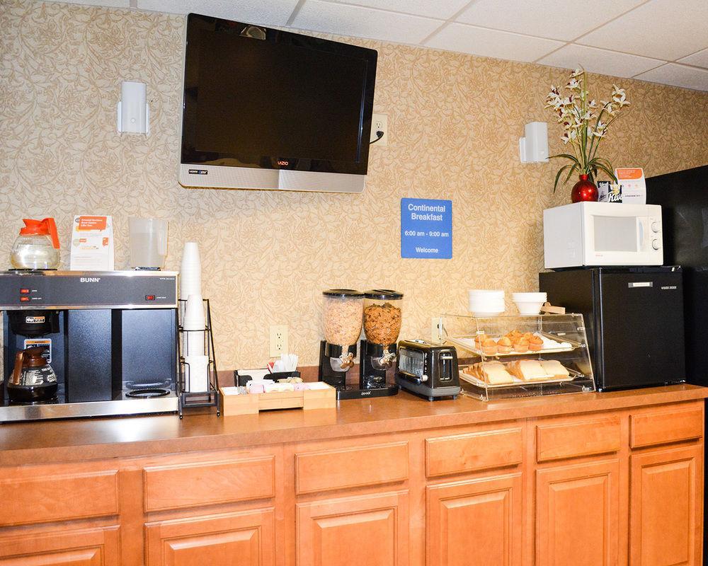 Red Roof Inn York Downtown מראה חיצוני תמונה