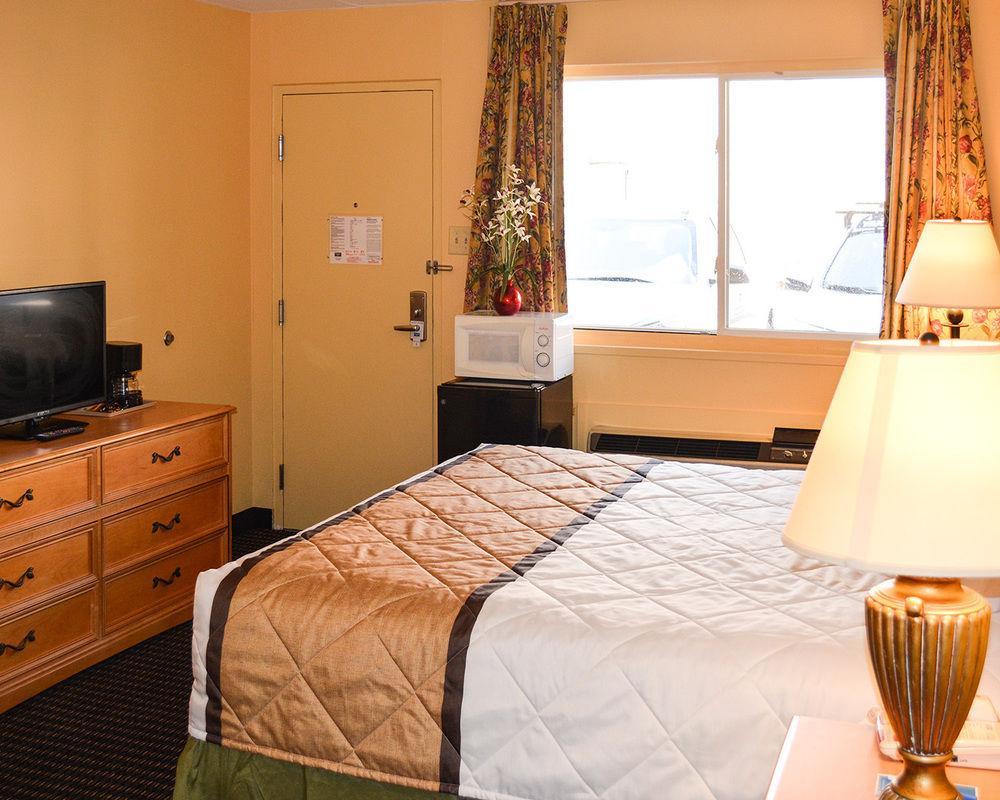 Red Roof Inn York Downtown מראה חיצוני תמונה